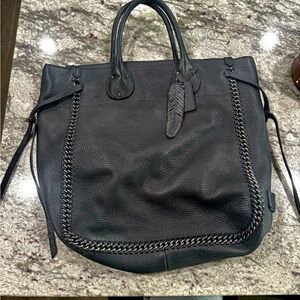 Authentic COACH pebble leather tote - fantastic condition!